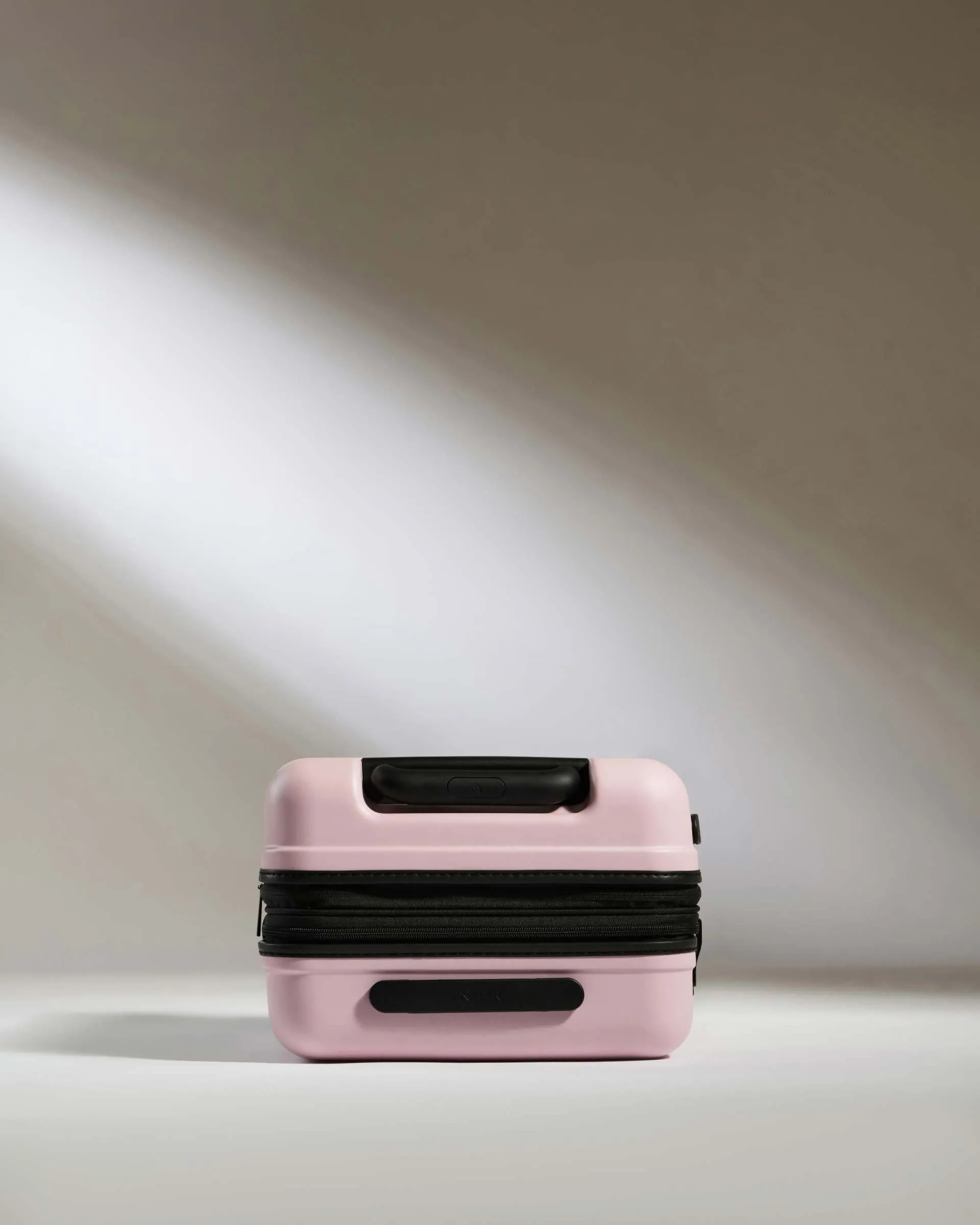 Expandable Cabin Suitcase in Moorland Pink - Icon Stripe