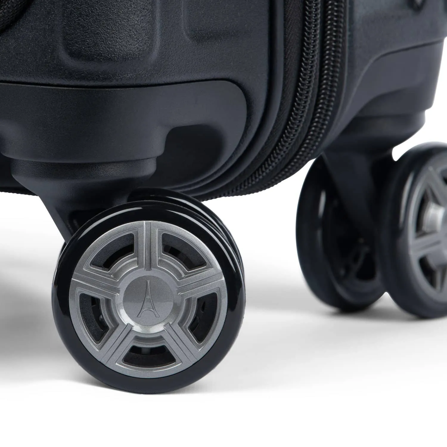 Platinum Elite Compact Business Plus Carry-On Expandable Hardside Spinner