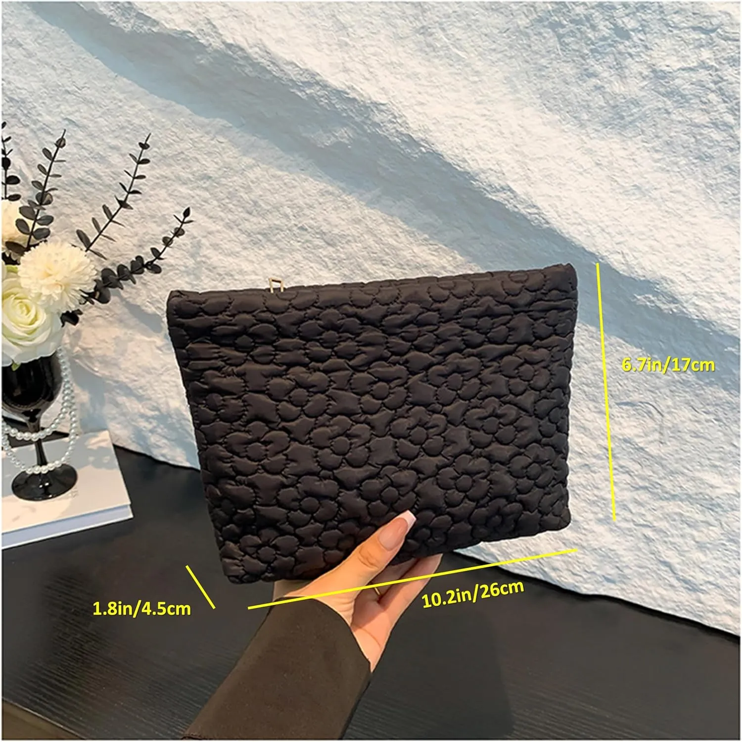 Puffy Quilted Makeup Bag for Women, Cosmetic Bag, Travel Toiletry Organizer Pouch Clutch (Black Flowers)